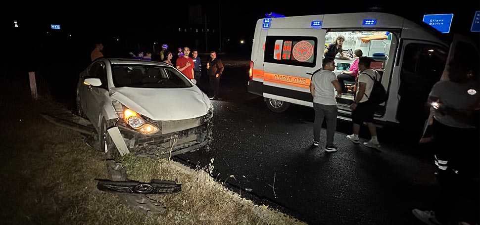 Karabük’ün Safranbolu ilçesinde iki otomobilin çarpışması sonucu biri bebek 4