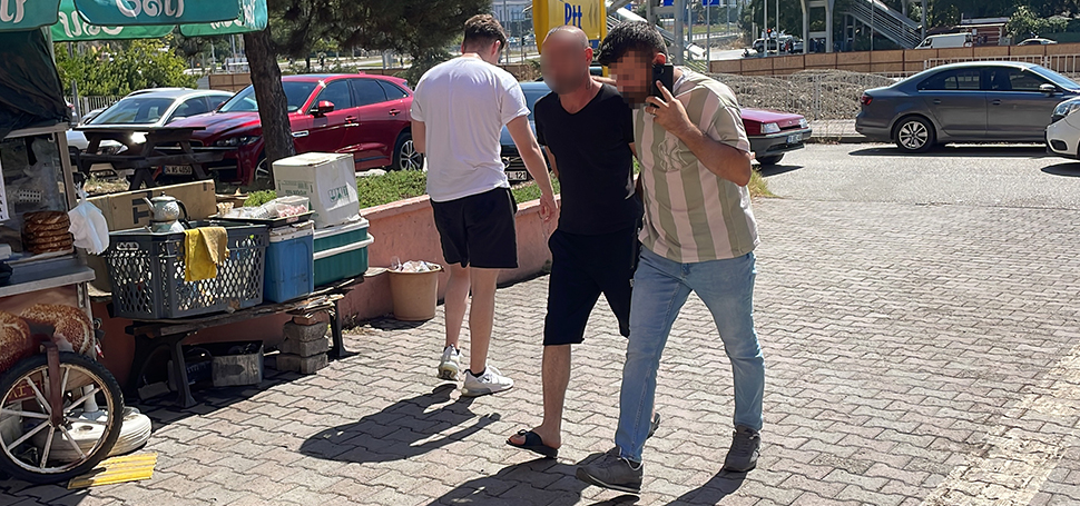 Karabük’te düzenlenen uyuşturucu operasyonunda 1 şüpheli gözaltına alındı. İl Emniyet