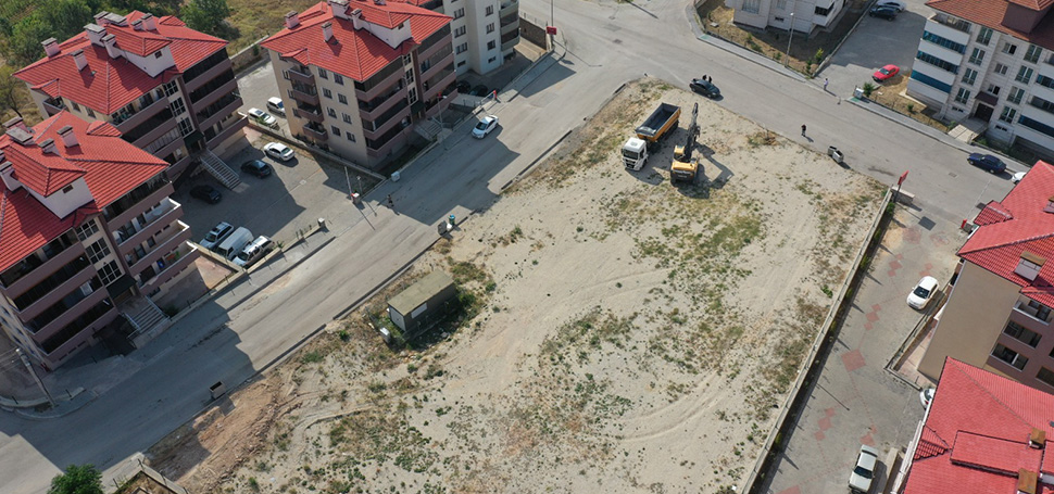 Safranbolu Belediyesi Esentepe Mahallesi’nde yeni bir park alanının daha yapımına