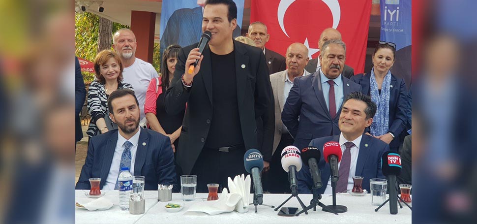 İYİ Parti’den Safranbolu belediye başkan adayı olan şarkıcı Hakan Peker,