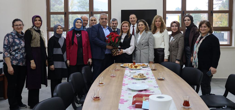 Safranbolu Belediye Başkanı Mimar Elif Köse 24 Kasım Öğretmenler Günü