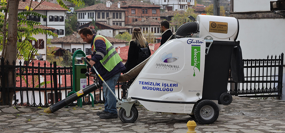 Safranbolu Belediyesi Safranbolu için  çalışmalarına devam ediyor. Fen İşleri Müdürlüğü,