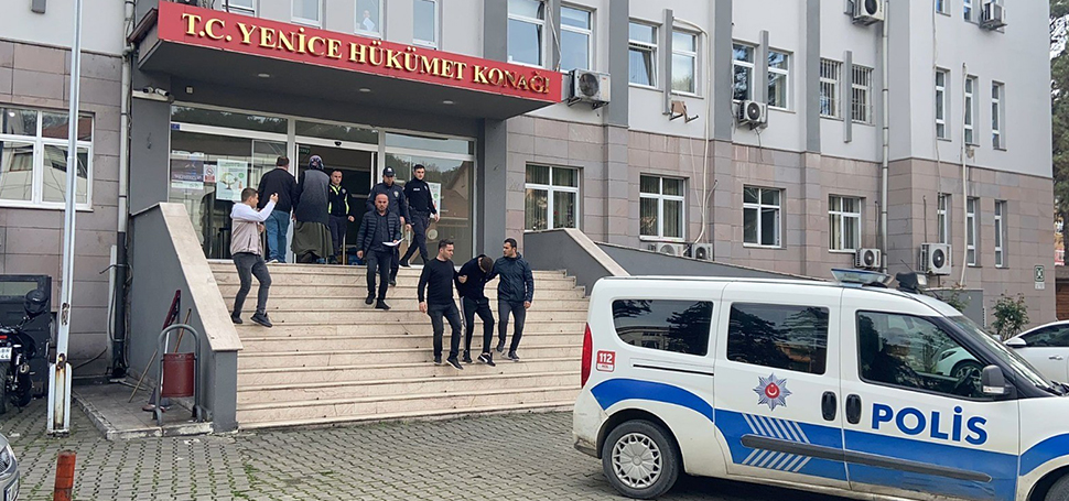 Uyuşturucu operasyonunda 1 kişi tutuklandı Karabük’te polis ekipleri tarafından düzenlenen uyuşturucu operasyonunda gözaltına alınan 2