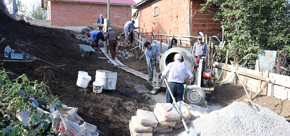 Karabük’ün Eflani ilçesi Çukurören köyü sakinleri, atalarından miras aldıkları geleneği