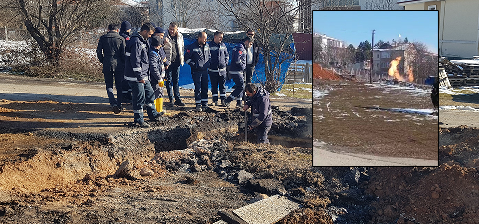 Karabük’ün Safranbolu ilçesinde belediye ekiplerinin kazı çalışmaları sırasında patlayan doğal