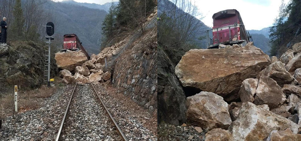 Kayalar yük trenini raydan çıkardı Karabük‘ün Yenice ilçesinde demir yoluna düşen kayalar, kömür taşıyan yük