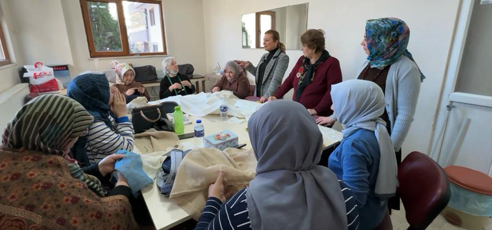 Safranbolu Belediye Başkanı Elif Köse Emek Mahallesi’nde bulunan, içerisinde acezeler