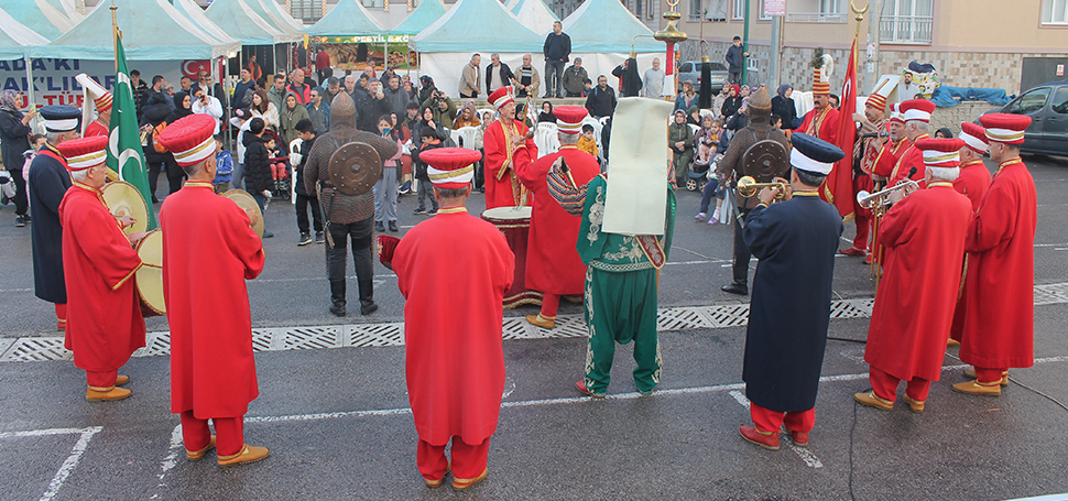 Bursa Zonguldaklılar Derneği’nden maden şehitlerini anma ve gastronomi programı düzenlendi.
