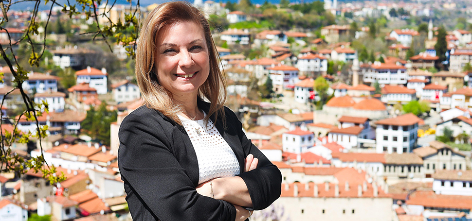 Safranbolu Belediye Başkanı Mimar Elif Köse Ramazan Bayramı dolayısı ile