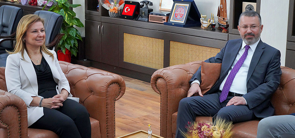 Karabük Üniversitesi Rektörü Prof. Dr. Fatih Kırışık, beraberinde Genel Sekreter