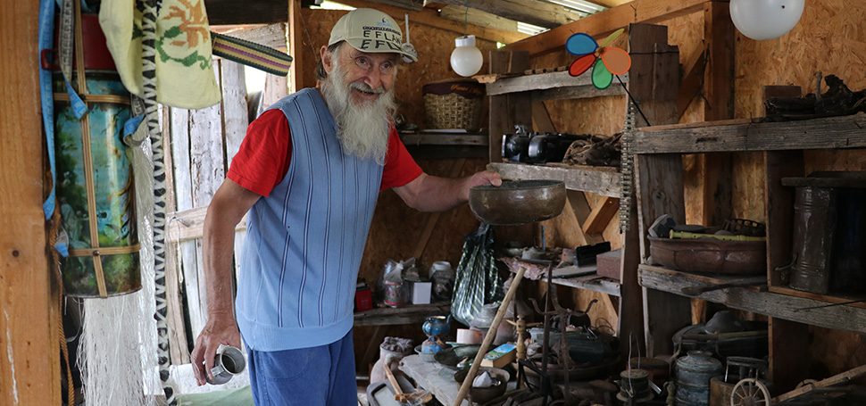 Karabük’ün Eflani ilçesinde şiir ve araştırma kitaplarının yanı sıra çok