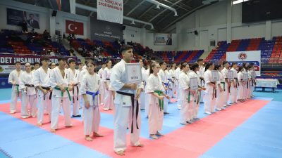 Türkiye Karate Federasyonu tarafından düzenlenen Kyokushin Büyükler Açık Sıklet, Yıldızlar,