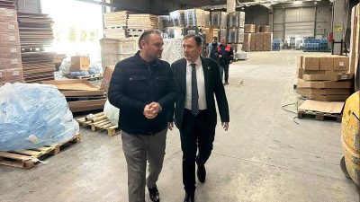 Karabük Milletvekili Ali Keskinkılıç, Eskipazar ilçesinde faaliyet gösteren Kayınsu markasının