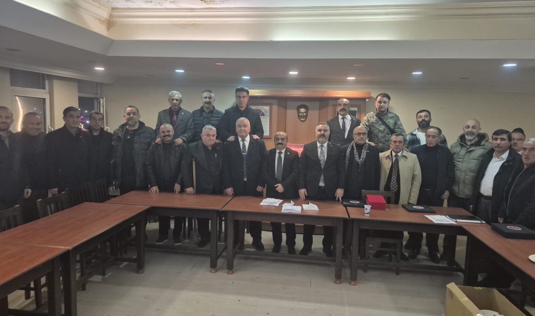 Karabük Merkez Mahalle Muhtarları Derneği Olağan Kongresi bugün gerçekleştirildi. Kongrede