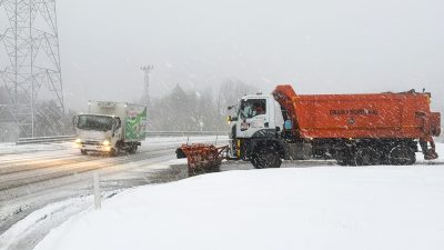 Zonguldak, Düzce ve Karabük’te kar nedeniyle 428 köy yolunda ulaşım