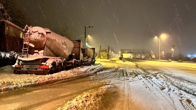  D-100 kara yolunun Bolu Dağı kesiminde, kar yağışının etkisini artırması