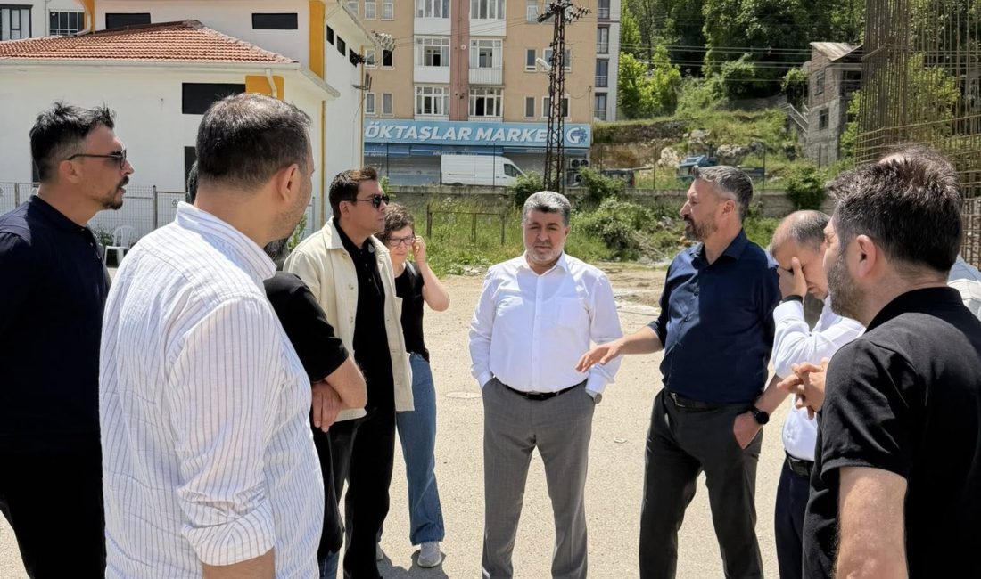 Eskipazar Belediye Başkanı Serkan Cıva, Sağlık Bakanlığı yetkilileri, Karabük İl