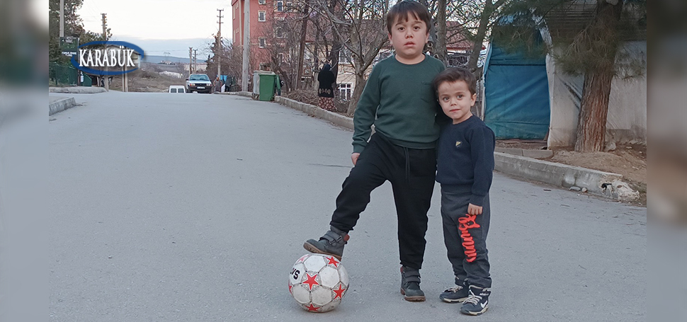 Karabük’te yaşayan 13 ve 7 yaşındaki iki kardeşin boylarının uzayabilmesi