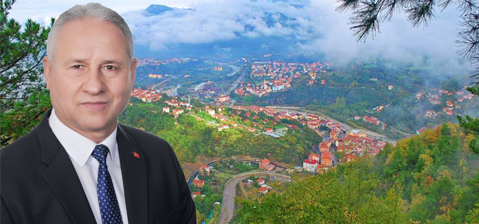 Yenice Belediyesi’nin 61. kuruluş yıldönümü dolaysıyla Yenice Belediye Başkanı Zeki