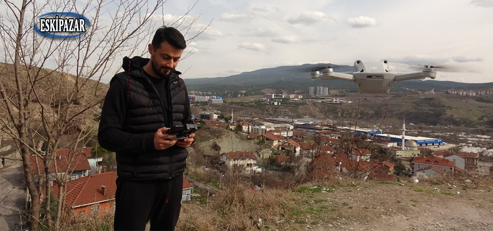 Karabük’ün Eskipazar ilçesinde Süleyman Mutlu, Çilekbeli geçidini görüntülediği dron, şahinin