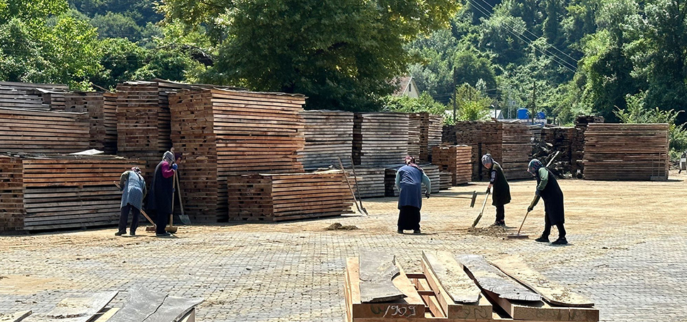 Yenice’de faaliyet gösteren Karagül Keresteciliğin sahibi Murat Karagül “ Biz