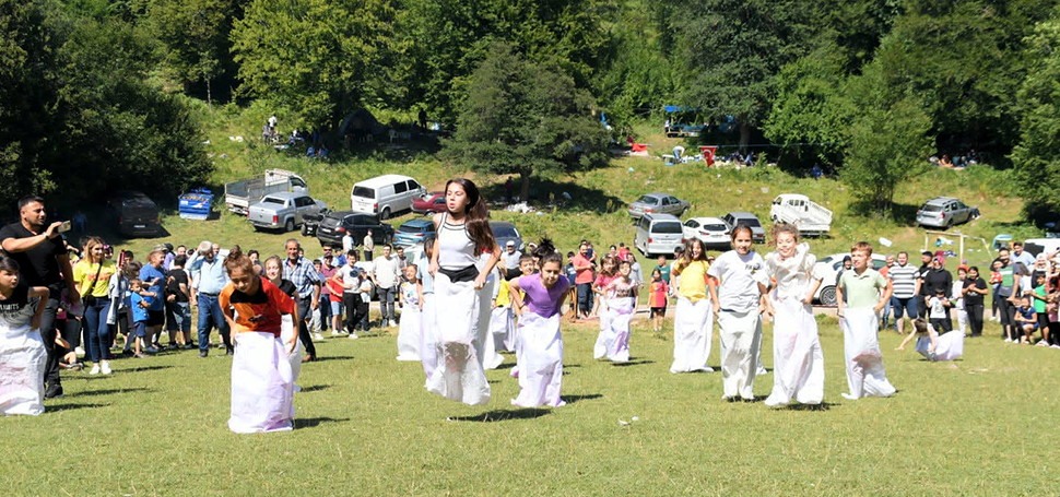 Karabük’ün Yenice ilçesinde 7. Göktepe Şenliği düzenlendi. Çeltik köyü ve