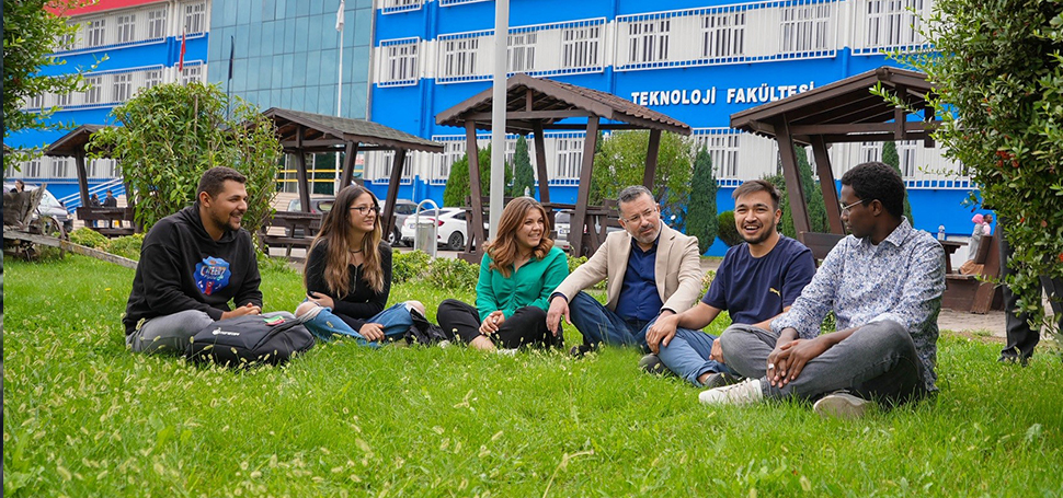 Karabük Üniversitesi (KBÜ) Rektörü Prof. Dr. Fatih Kırışık, 2023-2024 akademik yılının