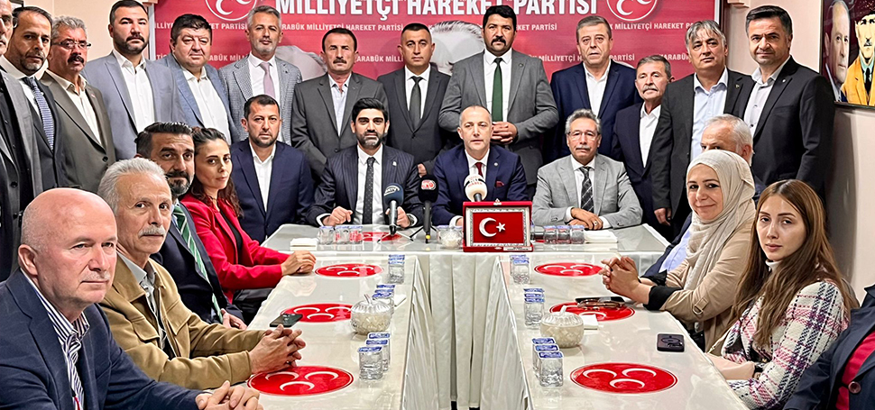 AK Parti Karabük İl Başkanı Ferhat Salt ve beraberindeki teşkilat