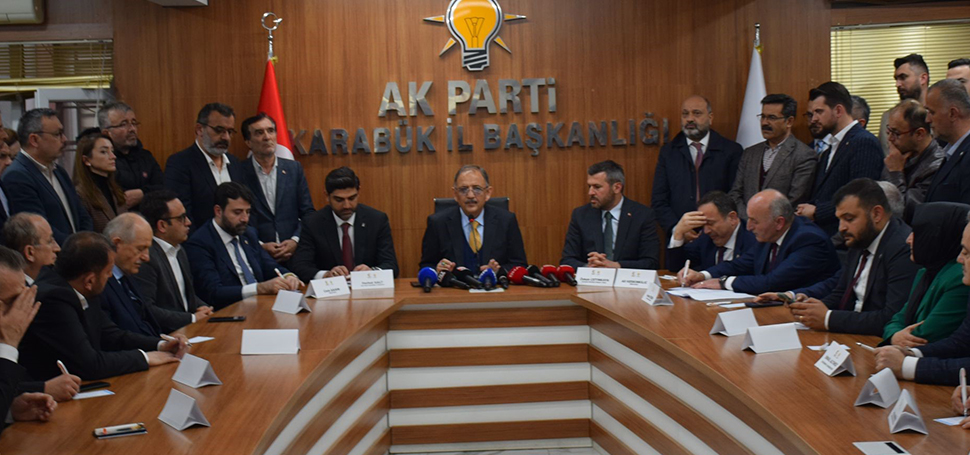 Çevre ve Şehircilik Bakanı Mehmet Özhaseki, Türkiye’nin bir deprem bölgesi