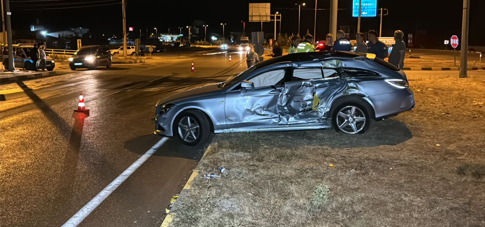 Karabük’ün Eskipazar ilçesinde tır ile çarpışan otomobildeki 2’si çocuk 5