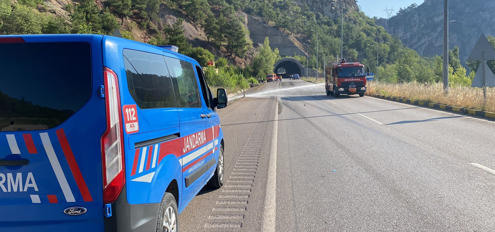 Karabük’te devrilen motosikletinden yola savrulduktan sonra araçların çarptığı kişi, hayatını