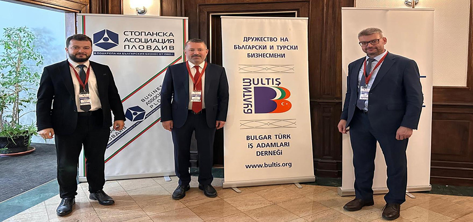 Rektör Kırışık, Filibe’de Uluslararası Ekonomi Forumu’na Katıldı Karabük Üniversitesi Rektörü Prof. Dr. Fatih Kırışık, Bulgaristan’ın Filibe kentinde