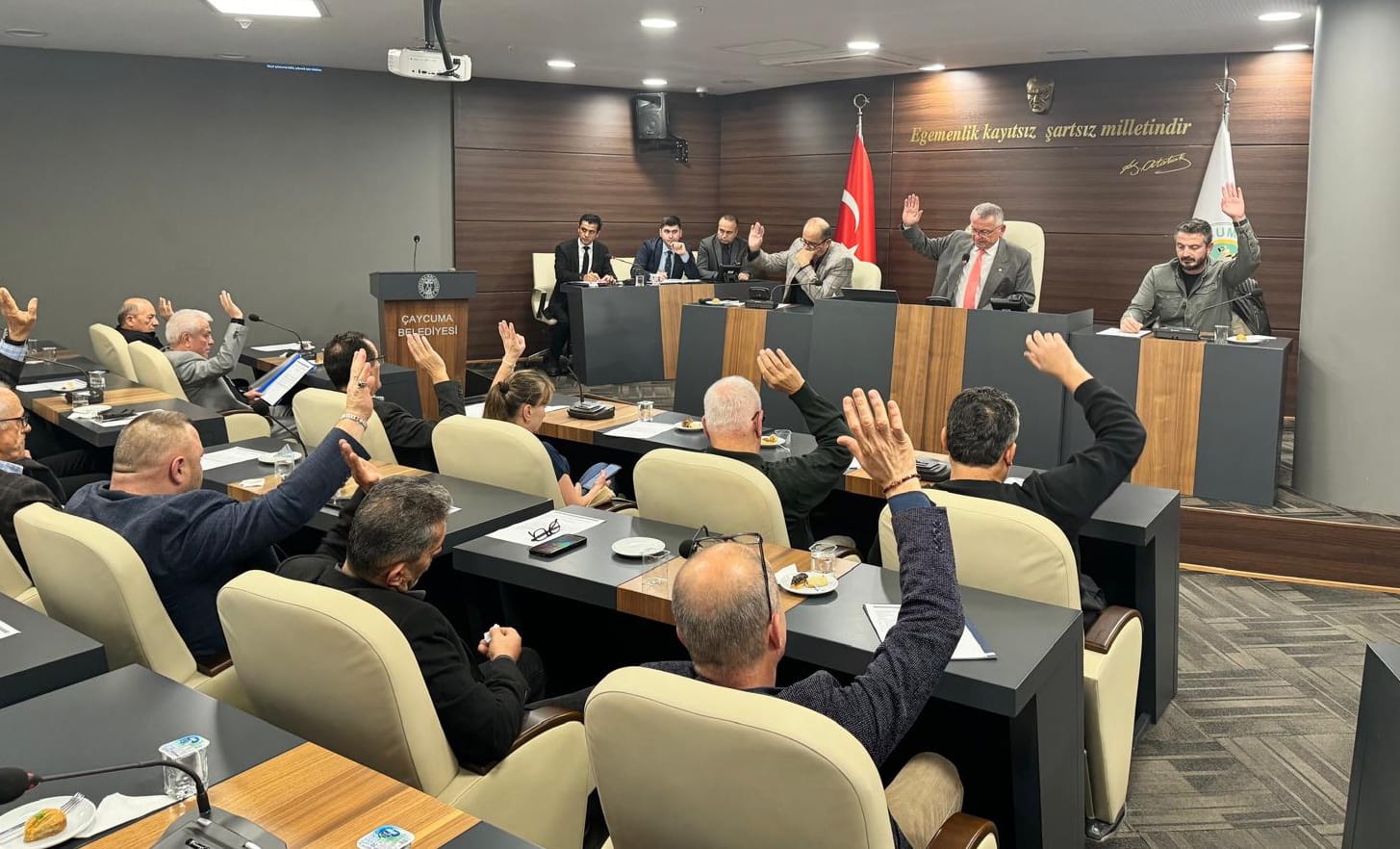 Çaycuma Belediye Meclisi, ekim ayı olağan toplantısında, Ankara Büyükşehir, Beşiktaş,