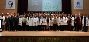 Karabük Üniversitesi Tıp Fakültesi birinci sınıf öğrencileri için “Beyaz Önlük Giyme