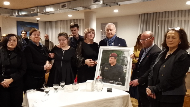 Geçtiğimiz Aralık ayı başında hayatını kaybeden Kafkas Kamil Atrışba, Üsküdar’da