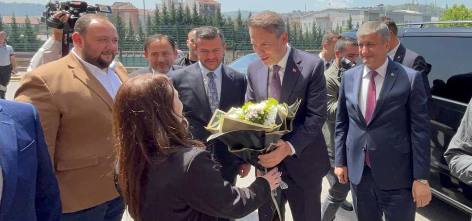 Enerji ve Tabii Kaynaklar Bakanı Alparslan Bayraktar, AK Parti Karabük
