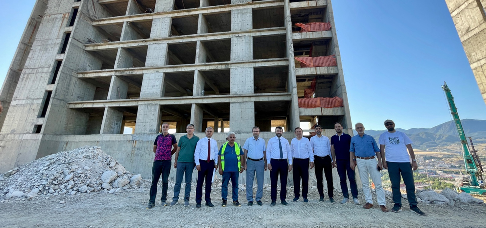 Karabük Üniversitesi Merkez Kampüsü içinde 2017 yılında inşaatına başlanmasına rağmen