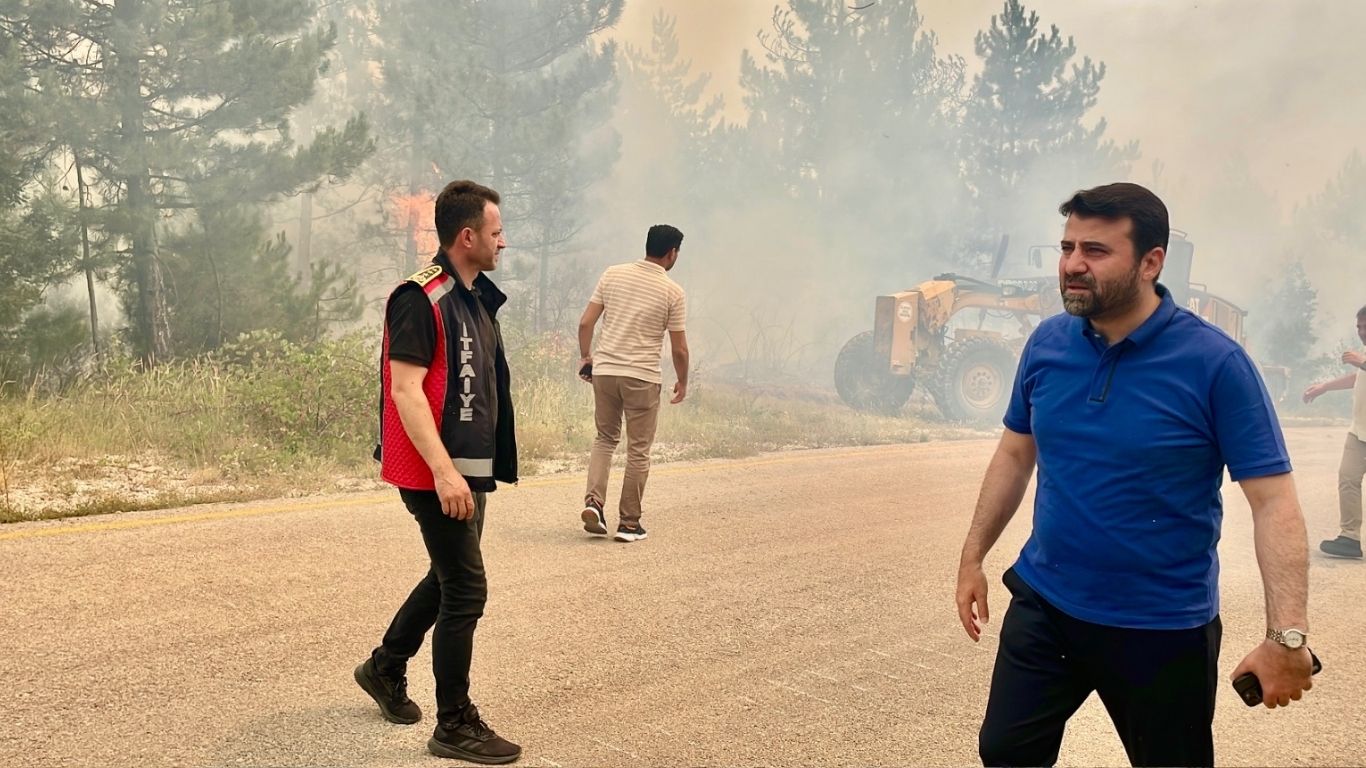 AK Parti Karabük Milletvekili Cem Şahin, Karabük’te günlerdir devam eden