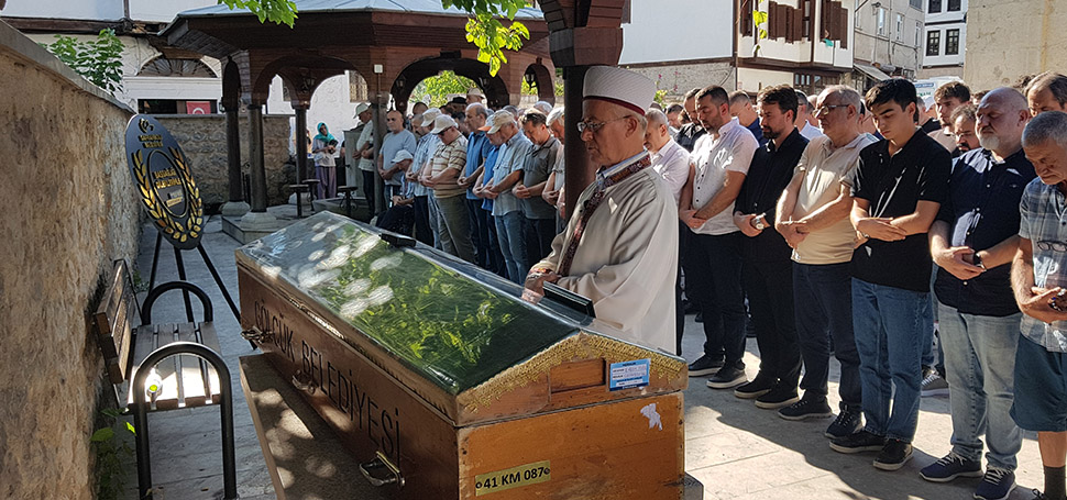 Genç öğretmen memleketi Safranbolu’da toprağa verildi