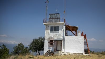 Bolu Orman Bölge Müdürlüğü bünyesindeki 13 yangın gözetleme kulesinin 4'ünde