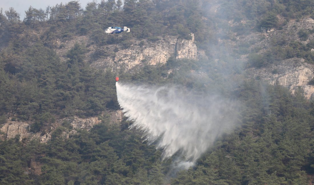 Karabük’te yaklaşık 20 saat önce başlayan orman yangını ekiplerin hem