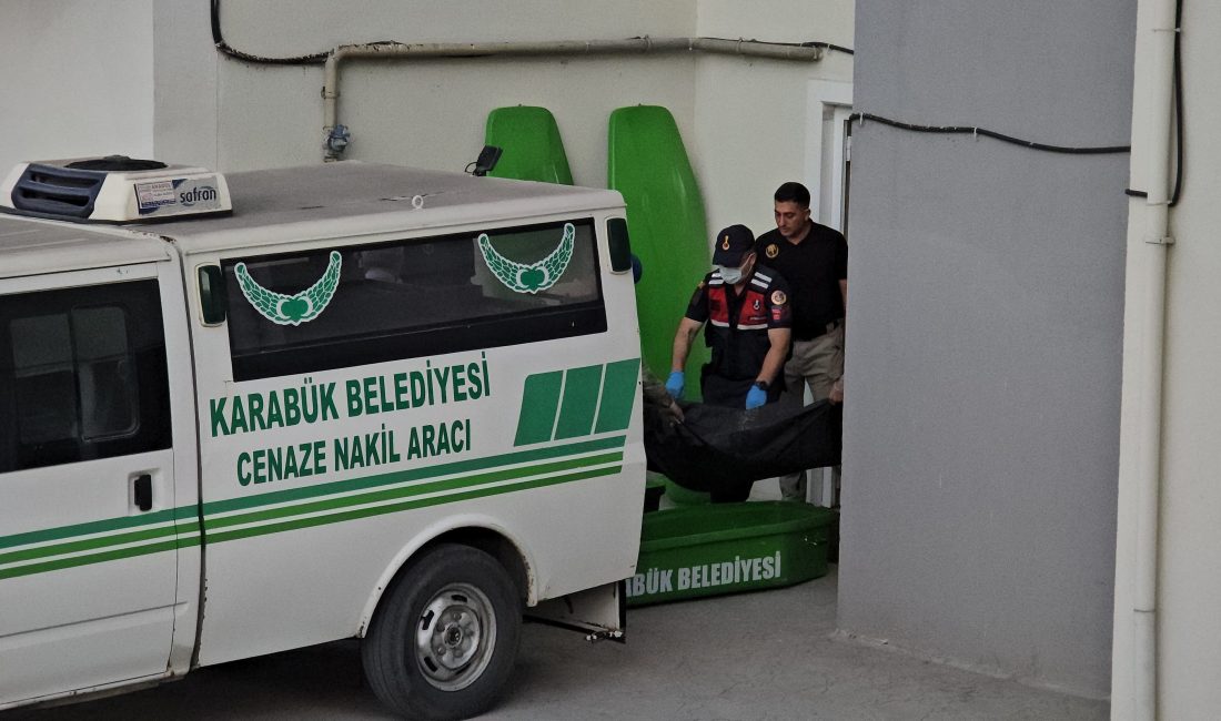 Karabük'te dün meydana gelen yangında yaşanan dehşette, eşi ile birlikte