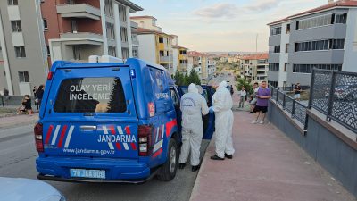 Karabük’te bir apartman dairesinde çıkan yangın sonrası evde yaşayan çift
