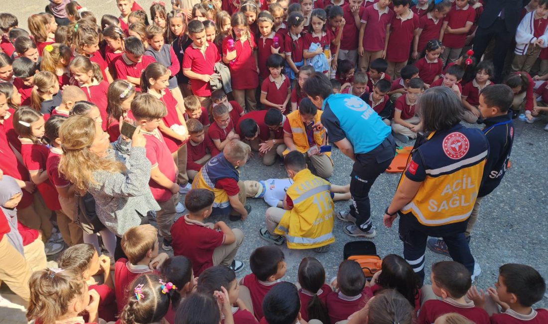 Karabük’te Halk Sağlığı Haftası etkinlikleri kapsamında çocukların sağlıklı gelişimine dikkat