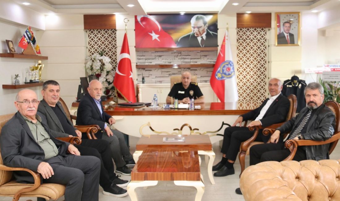 KAGİD’TEN EMNİYET MÜDÜRÜ AHMET CANVER’E ZİYARET… Karabük Gazeteciler ve iletişim Derneği yöneticileri, ilimize yeni atanan İl