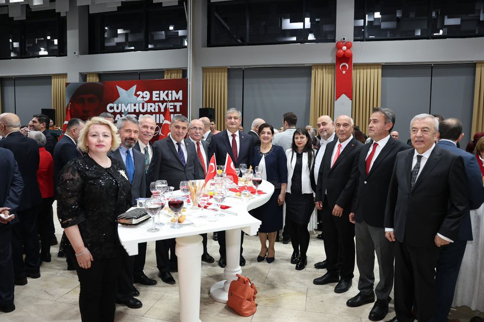 Cumhuriyetin 102. Yılında Cumhuriyet Bayramı kabul töreni, Karabük Valisi Mustafa