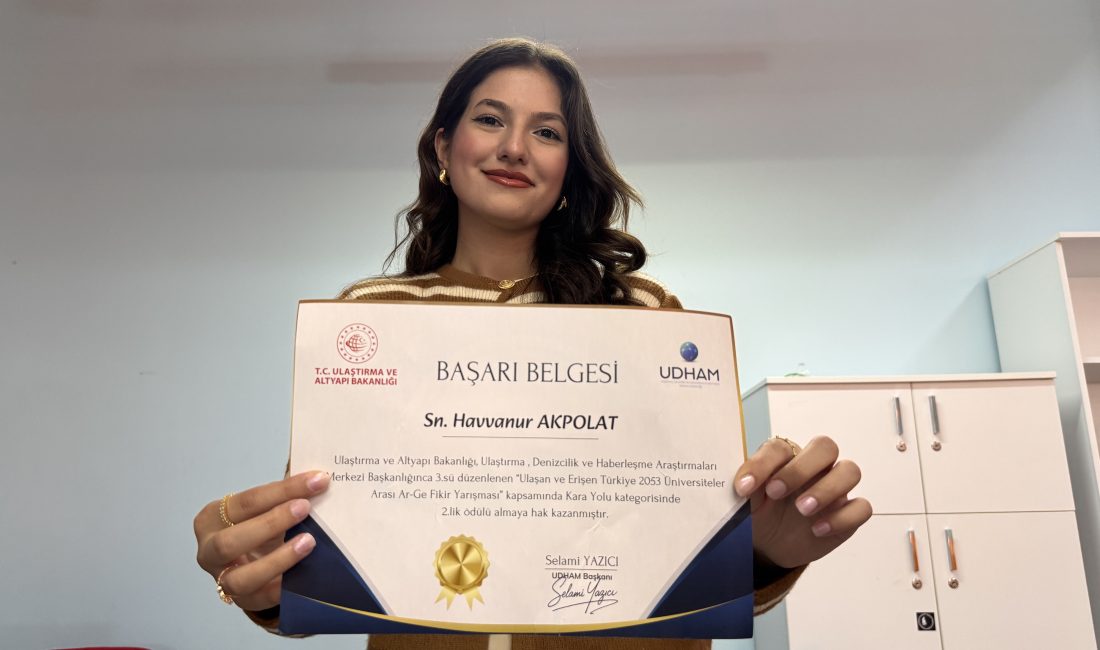 Üniversite öğrencilerince yapay zeka desteğiyle geliştirilen trafik, hava durumu ve