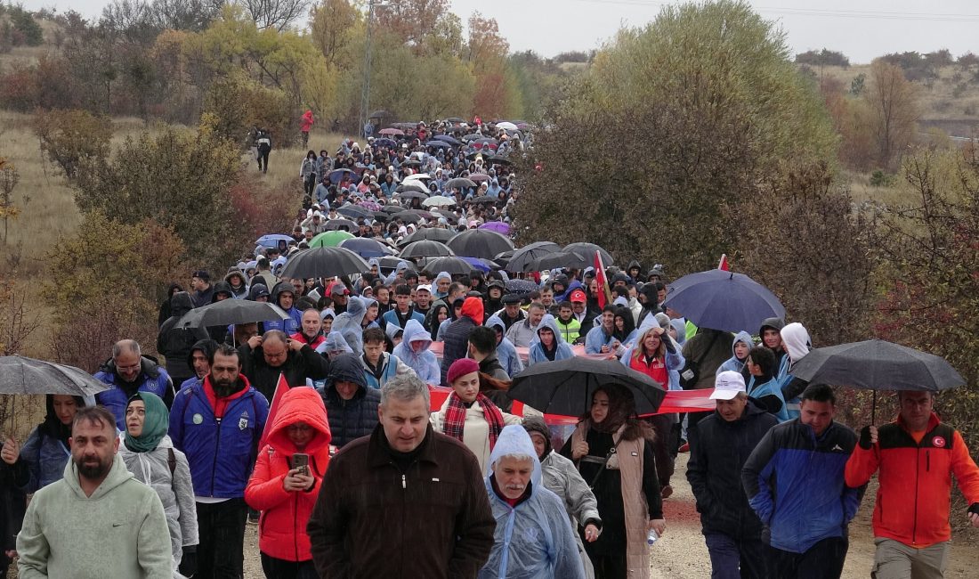 Çankırı’da 16. İstiklal Yolu Yürüyüşü Yapıldı Çankırı‘da Kurtuluş Savaşı’nda İnebolu Limanı’na gelen silahların cepheye ulaştırıldığı İstiklal