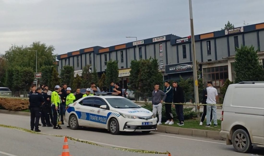 Kamyonete çarpıp devrilen motosikletin sürücüsü yaşamını yitirdi Karabük’ün Safranbolu ilçesinde kamyonete çarparak devrilen motosikletin sürücüsü, kaldırıldığı hastanede