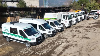 Karabük Belediyesi, şehir genelinde hizmet kalitesini artırmak amacıyla araç filosunu